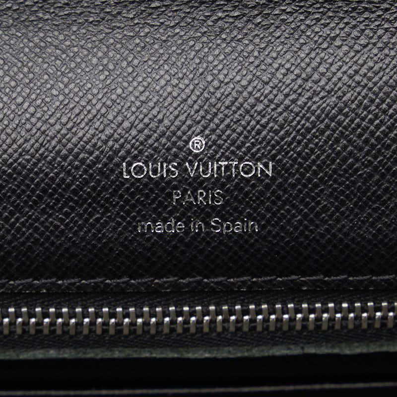 Louis Vuitton Taiga Selenga Clutch Bag