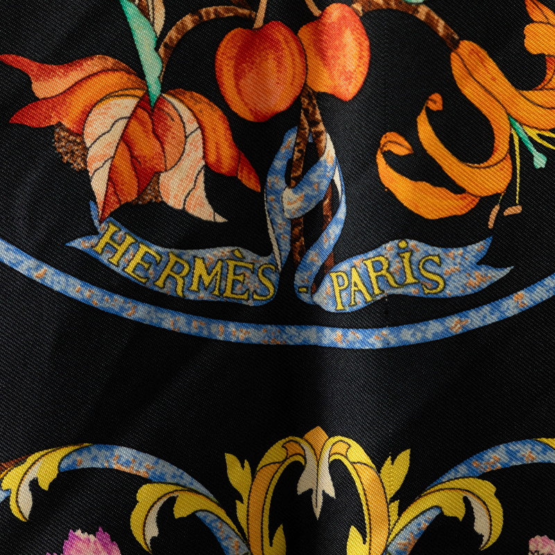 Hermes Carré 90 Pierres D'Orient Et D'Occident Oriental Stone and Western Stonework Silk Scarf