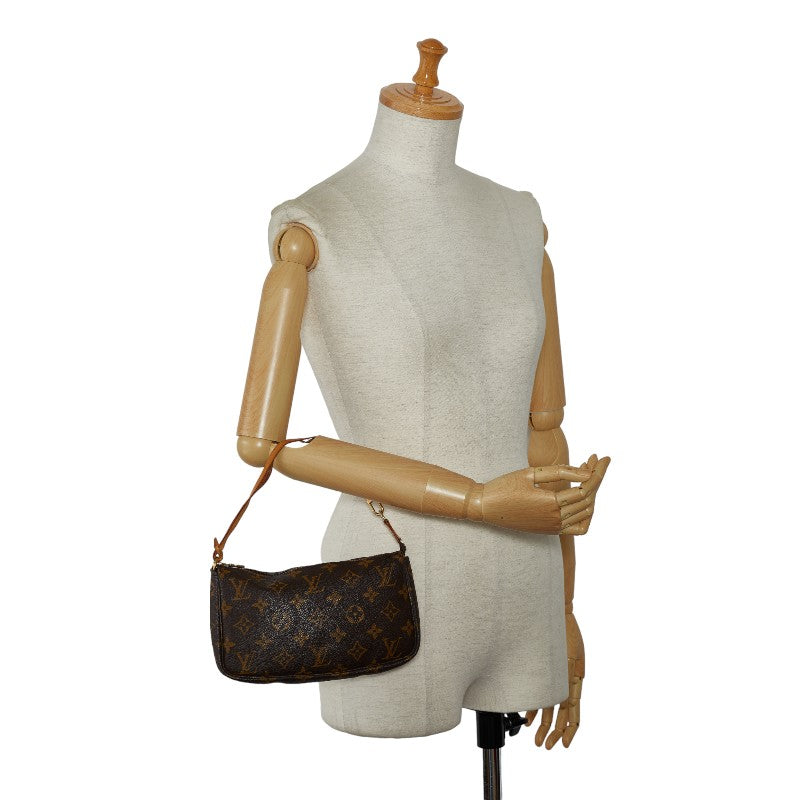 Louis Vuitton Monogram Pochette Accessoires