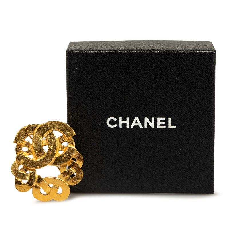 Chanel Swirling CC Brooch