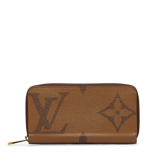 Louis Vuitton Monogram Giant Reverse Zippy Wallet